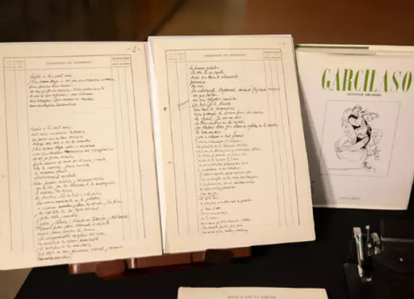 Boceto del manuscrito de su discurso de ingreso en la RAE