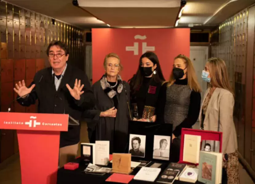 Luis García Montero hablando