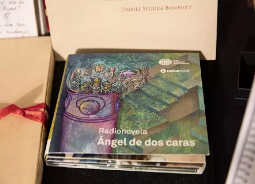 La Caja de las Letras recibe radionovela