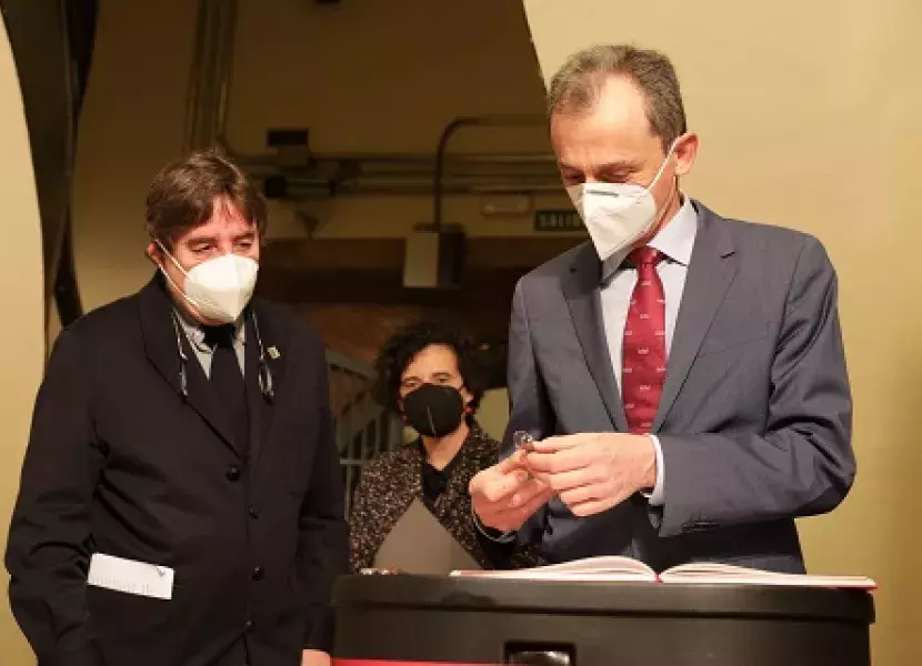 Pedro Duque, deposita el Legado