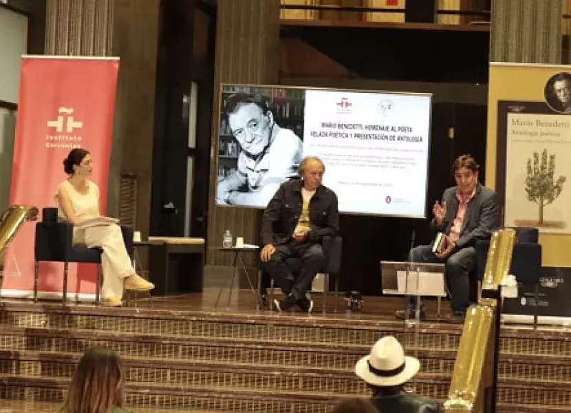 Inicio del homenaje