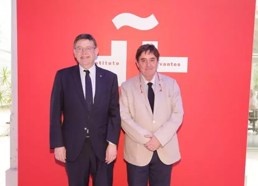 Ximo Puig y el director del Instituto Cervantes, Luis García Montero