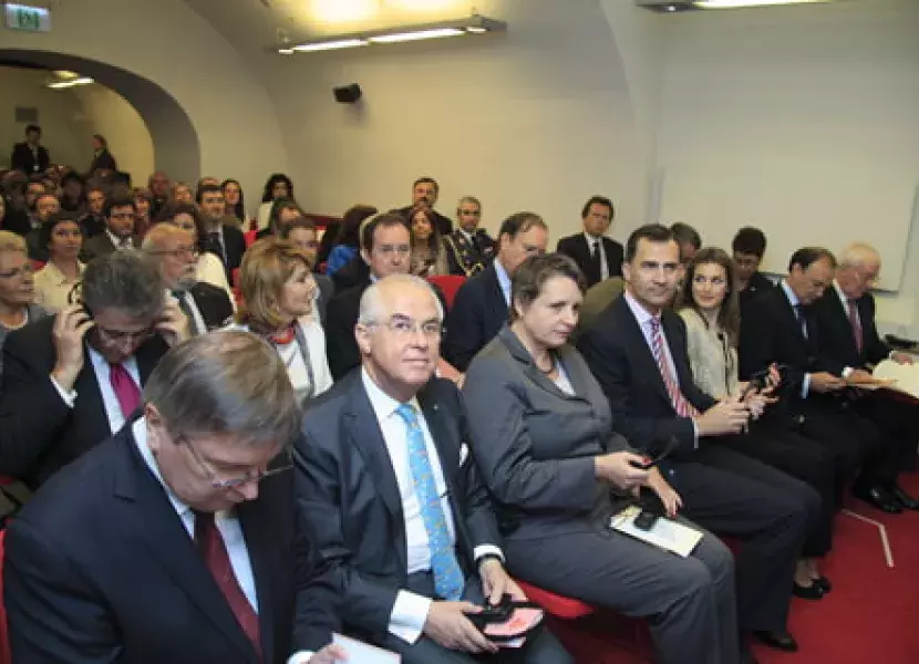 Asistentes a la inauguración oficial del Cervantes de Cracovia