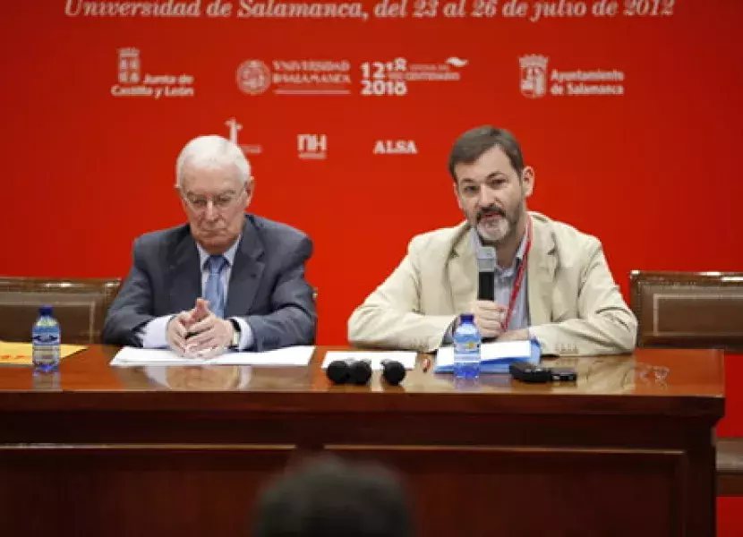 Rafael Rodríguez-Ponga, secretario general del Instituto Cervantes, durante la reunión