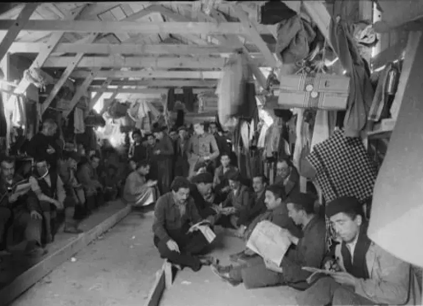 Interior de un barracón