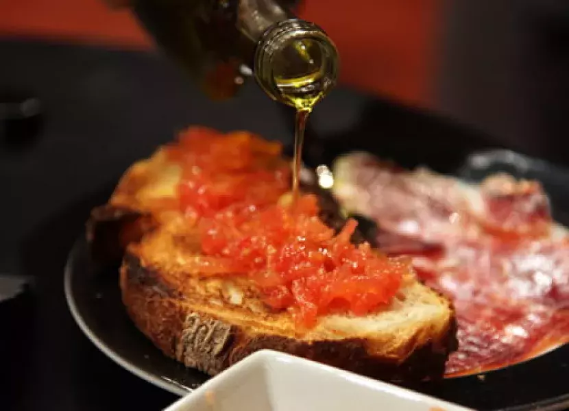 Uno de los momentos de la cata de aceite de oliva