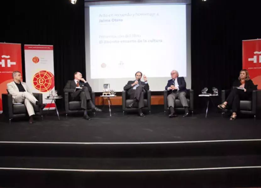 Los participantes en el homenaje que acogió la sede central