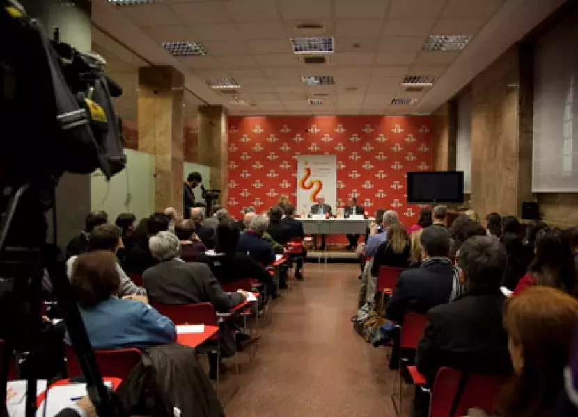 Medios de comunicación y público asistente