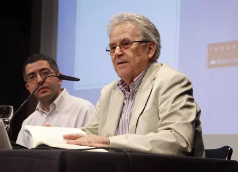 El escritor Santos Juliá leyó un fragmento de «Cartas desde el exilio (1962-1964)»