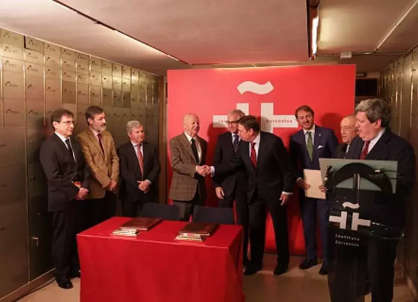 En el interior de la Caja de las Letras