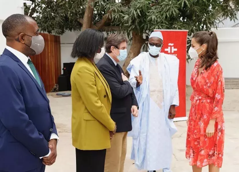 La Reina Letizia ha inaugurado el nuevo Instituto Cervantes de Dakar