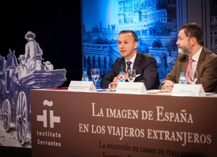 Para el comisario de la exposición Alberto Egea, el catálogo de la colección es “una joya”