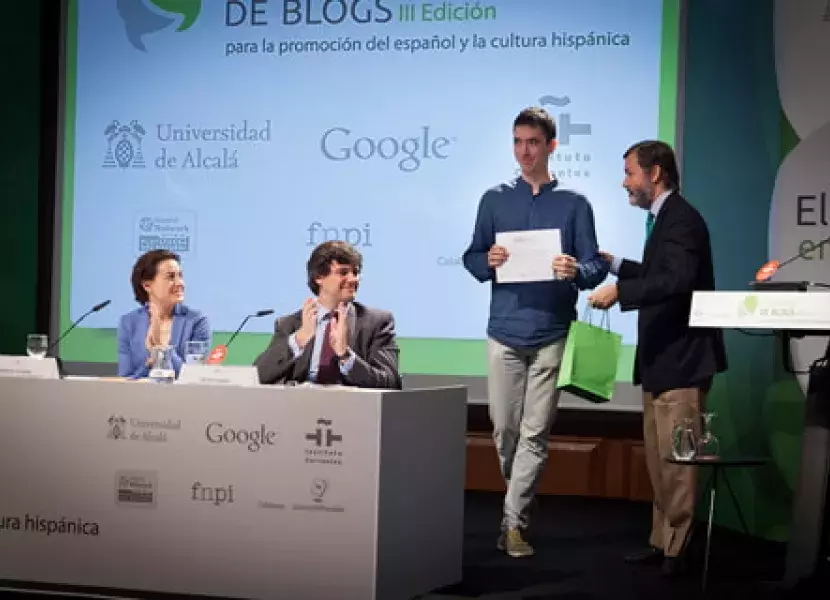 El joven español Daniel Hernández Ruiz recoge el premio