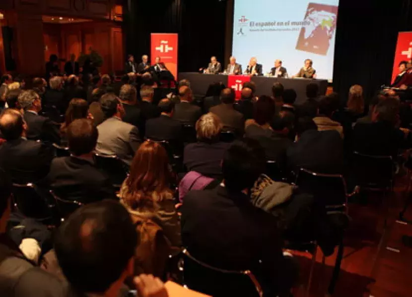Más de 170 invitados han asistido a la presentación del nuevo Anuario