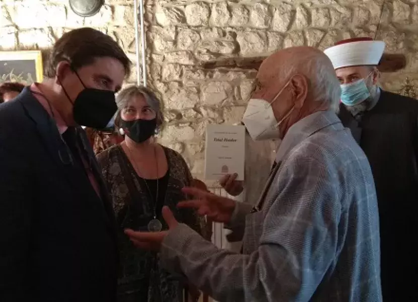Charla con el poeta libanés Talal Haidar