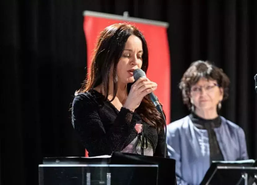 Ángeles Mora con su hija, Cristina Mora