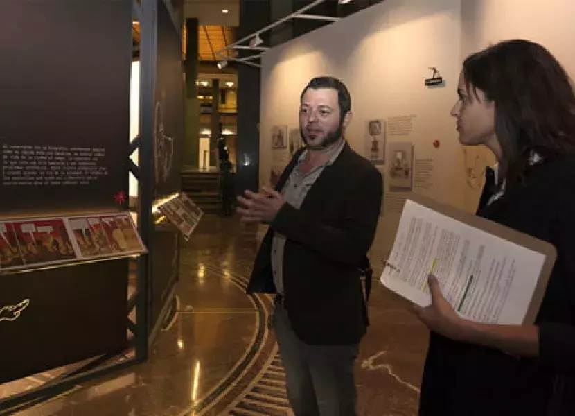 El dibujante David Rubín y la comisaria Leticia Vilamea