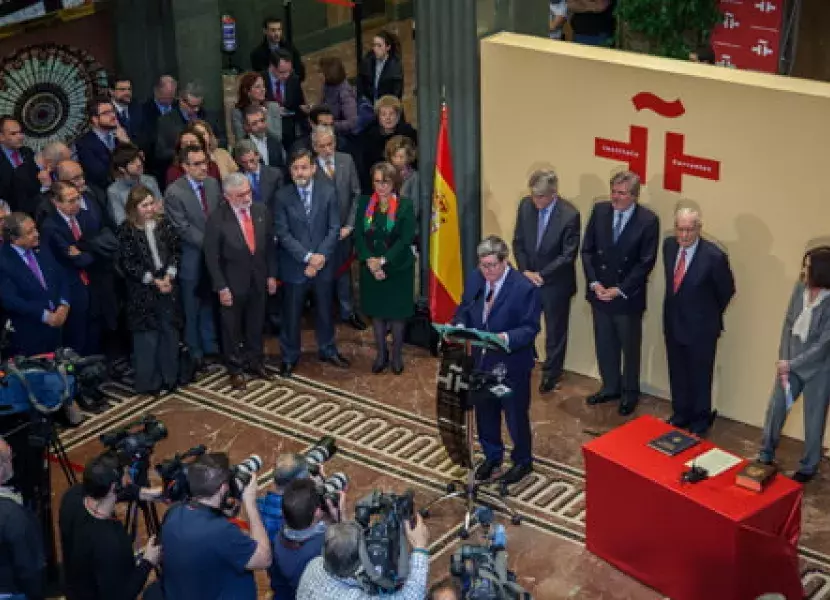 La toma de posesión se ha celebrado en la sede central del Instituto Cervantes en Madrid