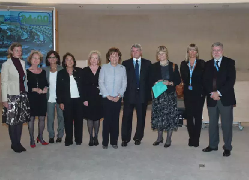 mesa redonda celebrada con motivo del Día del Idioma Español 