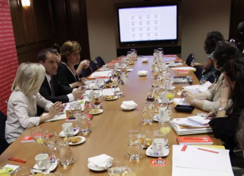La directora del Cervantes, Carmen Caffarel, explica los detalles de la web colaborativa de El Día E.