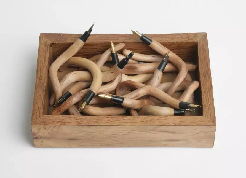 "Camada de víboras", de Antonio Gómez (2003) "Camada de víboras", de Antonio Gómez (2003)