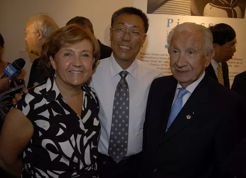 Carmen Caffarel, Dong Yaohui y Juan Antonio Samaranch