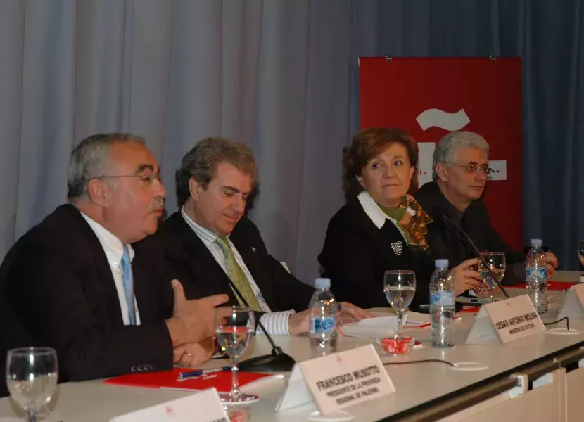 Foto de grupo, durante la rueda de prensa