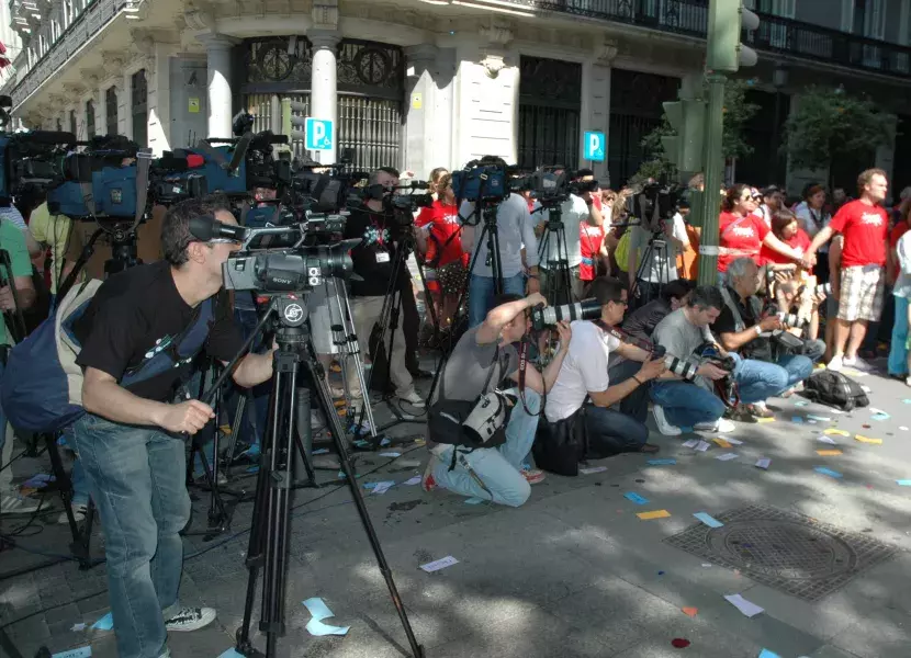 Numerosos medios de comunicación han asistido a la fiesta de inauguración del Día E