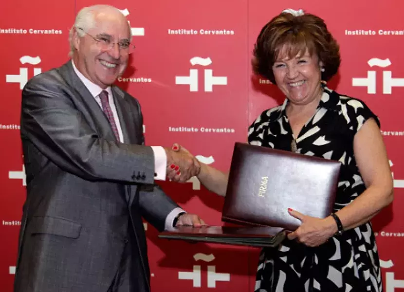 Saludo entre Rafael Miranda y Carmen Caffarel