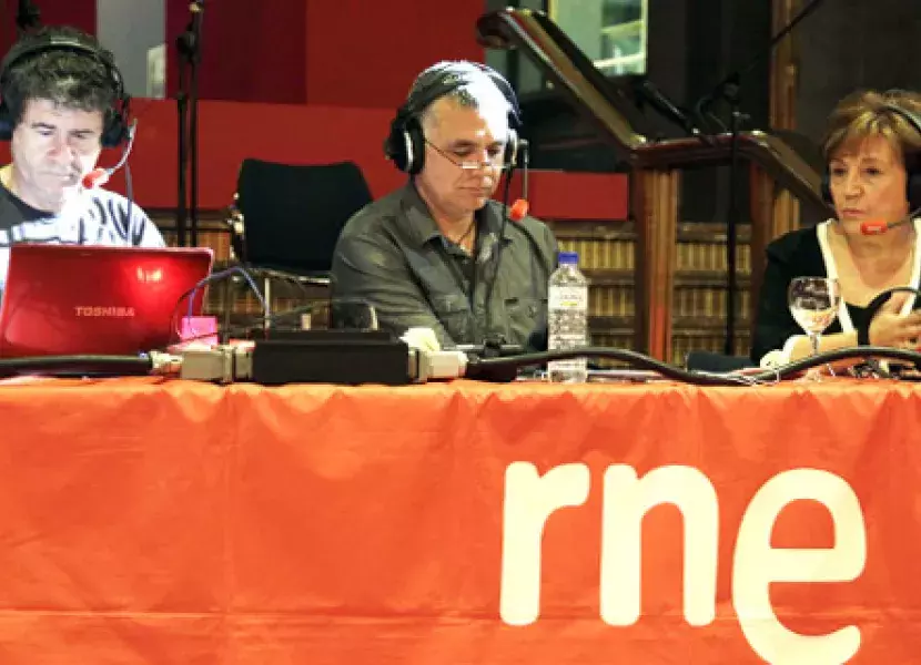 uan Ramón Lucas, presentador del programa «En días como hoy», entrevista a Carmen Caffarel