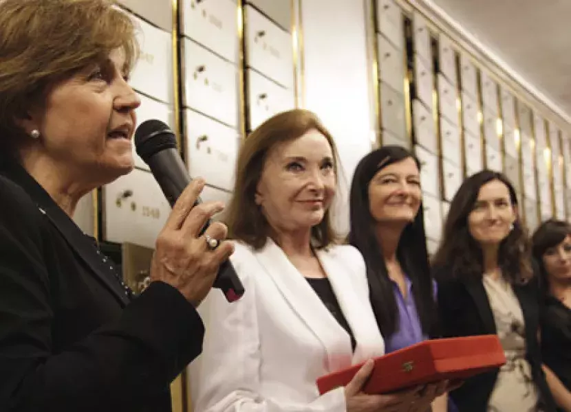 Nuria Espert, actriz y directora escénica, deposita su legado en la Caja de las Letras del Instituto Cervantes.