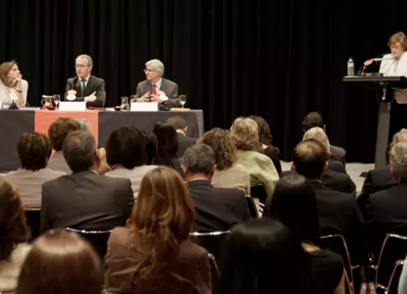 Presentación del libro «Libros y bibliotecas. Tesoros del Ministerio de Defensa»