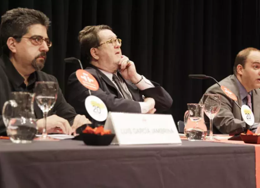 Pablo Méndez, editor del libro «La hermana muerta» 