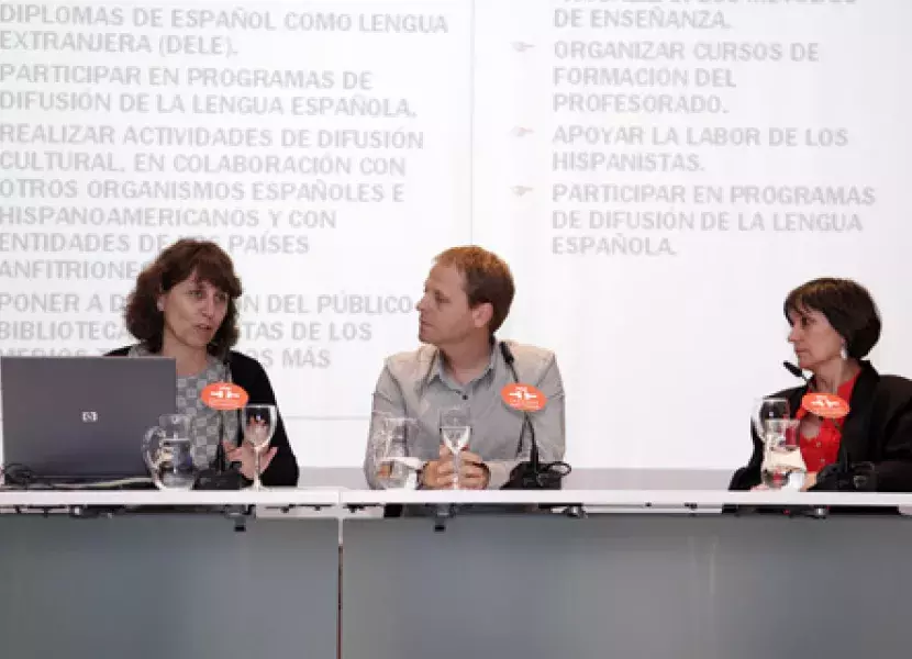 María Victoria Rubini, Alberto del Río y Ana Flys, durante la presentación del acuerdo de colaboración.