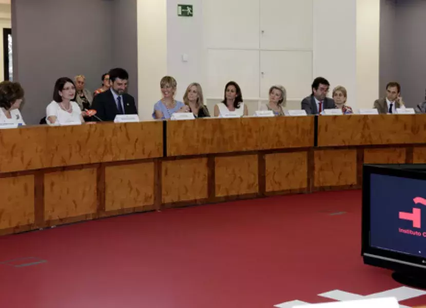 La Primera Dama de Panamá, toma la palabra en el encuentro cultural.
