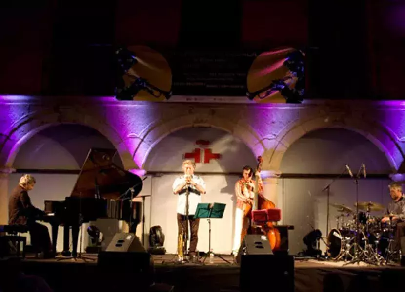 Actuación musical del grupo «Manel Camp Quartet»