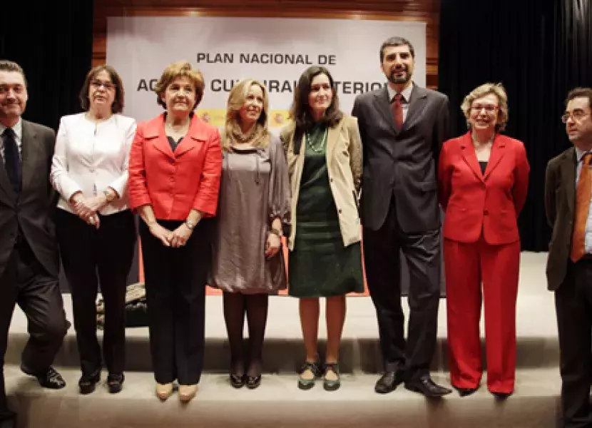 Foto de familia posterior al acto.