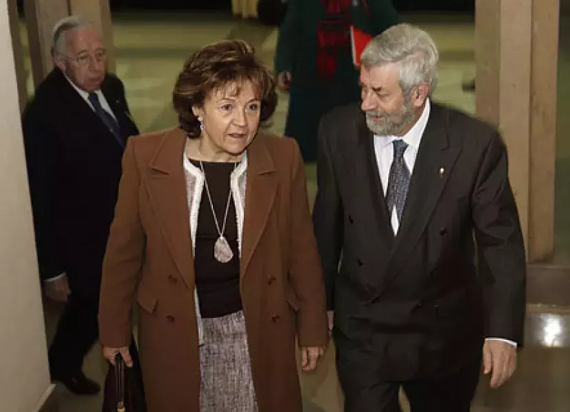Carmen Caffarel, directora del Instituto Cervantes y Miguel Ángel Alario, presidente de la Real Academia de las Ciencias.