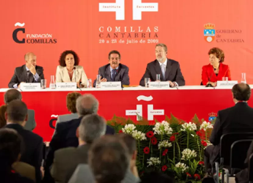 Mesa presidencial en la inauguración oficial de las V Jornadas de directores del Instituto Cervantes.