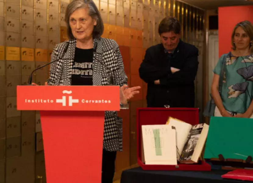 La viuda de Sampedro, Olga Lucas Olga Lucas habla en el atril