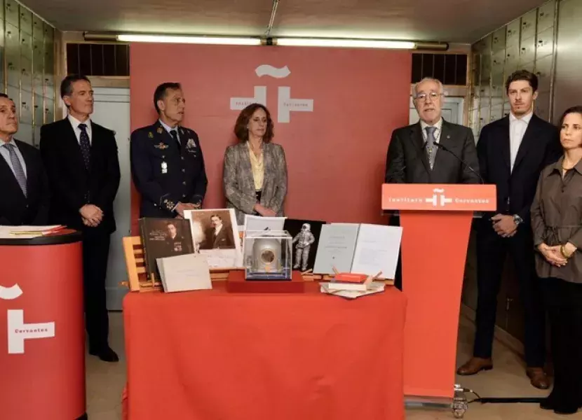 Durante el legado a la Caja de las Letras