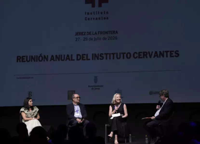 Mesa redonda en torno a la situación del español en el mundo