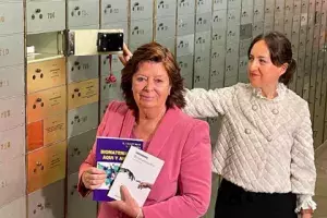 María Vallet-Regí y Tíscar Lara