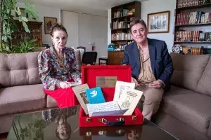 Carmen Castellote entrega a Luis García Montero un legado poético