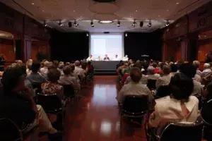 En el acto que acogió la sede central, Fundación Banco Santander presentó «Cartas íntimas desde el exilio (1962-1964)»