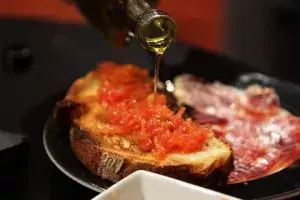 Uno de los momentos de la cata de aceite de oliva
