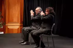 Actuación del dúo formado por Rafael Lamata y Jaime Vallaure