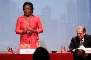La ministra de Educación de Panamá, Lucy Molinar