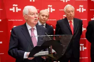 Víctor García de la Concha, director del Instituto Cervantes