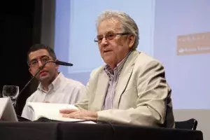 El escritor Santos Juliá leyó un fragmento de «Cartas desde el exilio (1962-1964)»